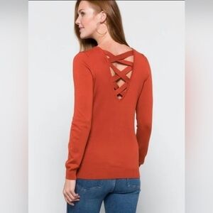 Love Ellie Mia Back Detail V-Neck Sweater Burnt Orange Women's Size Medium